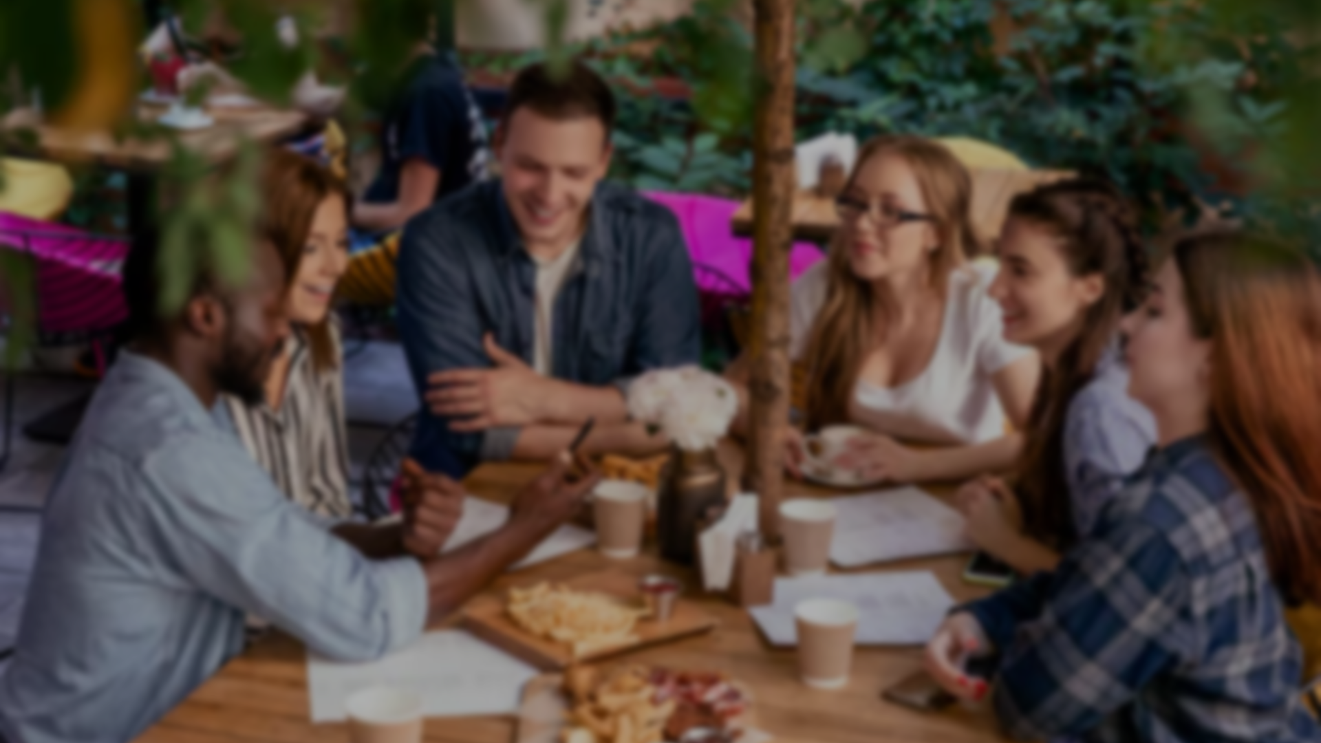 Fiesta con juegos de mesa para beber - ExoticGames Ecuador